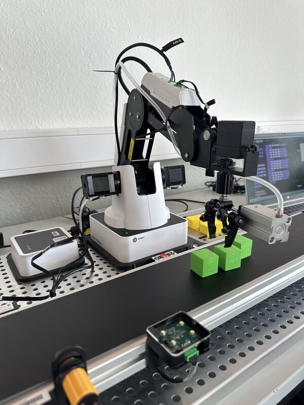 Bild vergr&ouml;&szlig;ern: Robotik